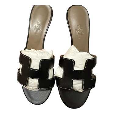 Hermès Oasis leather sandal