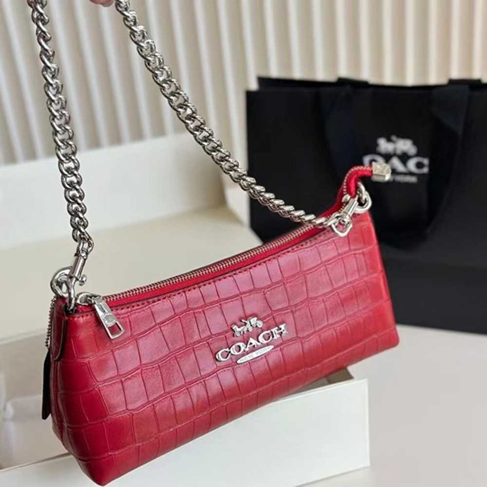 red bag - image 1