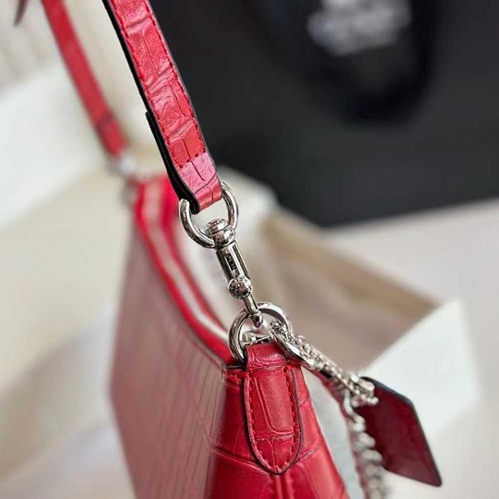 red bag - image 2