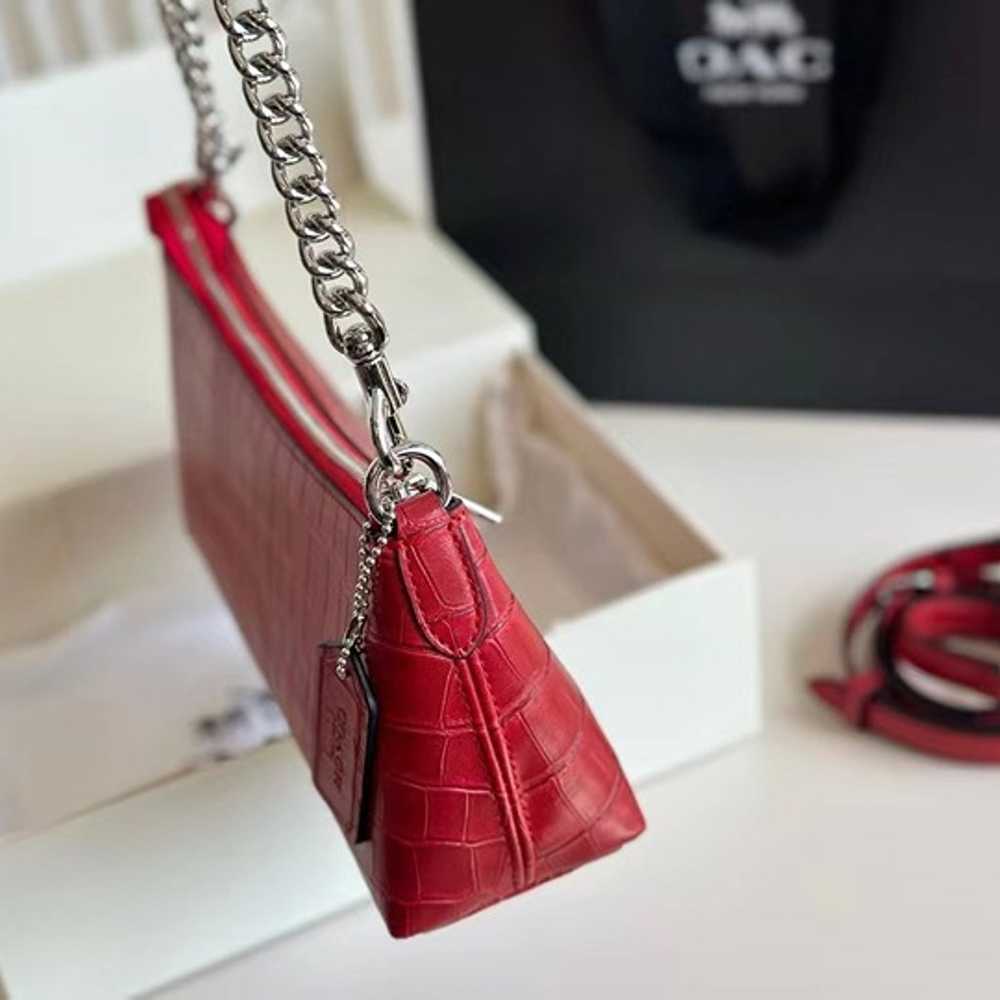 red bag - image 3