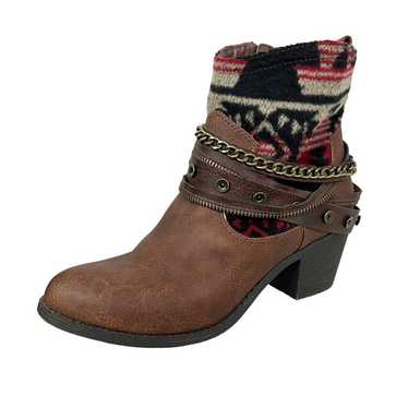 POP Twister Ankle Boots  Women's Size 7.5  Straped