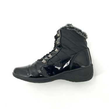 Khombu Lisa Patent Leather Winter Boots