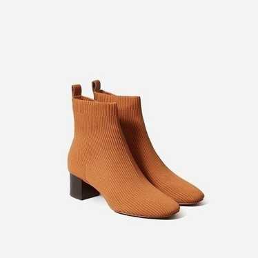 Everlane The Glove Boots in Toffee 9 New Womens K… - image 1