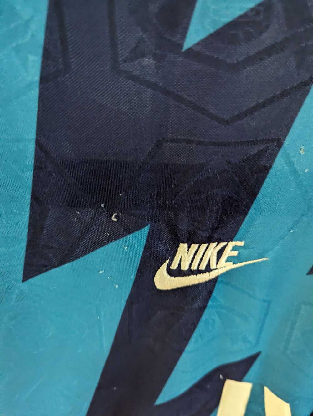 Nike × Soccer Jersey × Vintage Arsenal 1995/96 Ni… - image 9