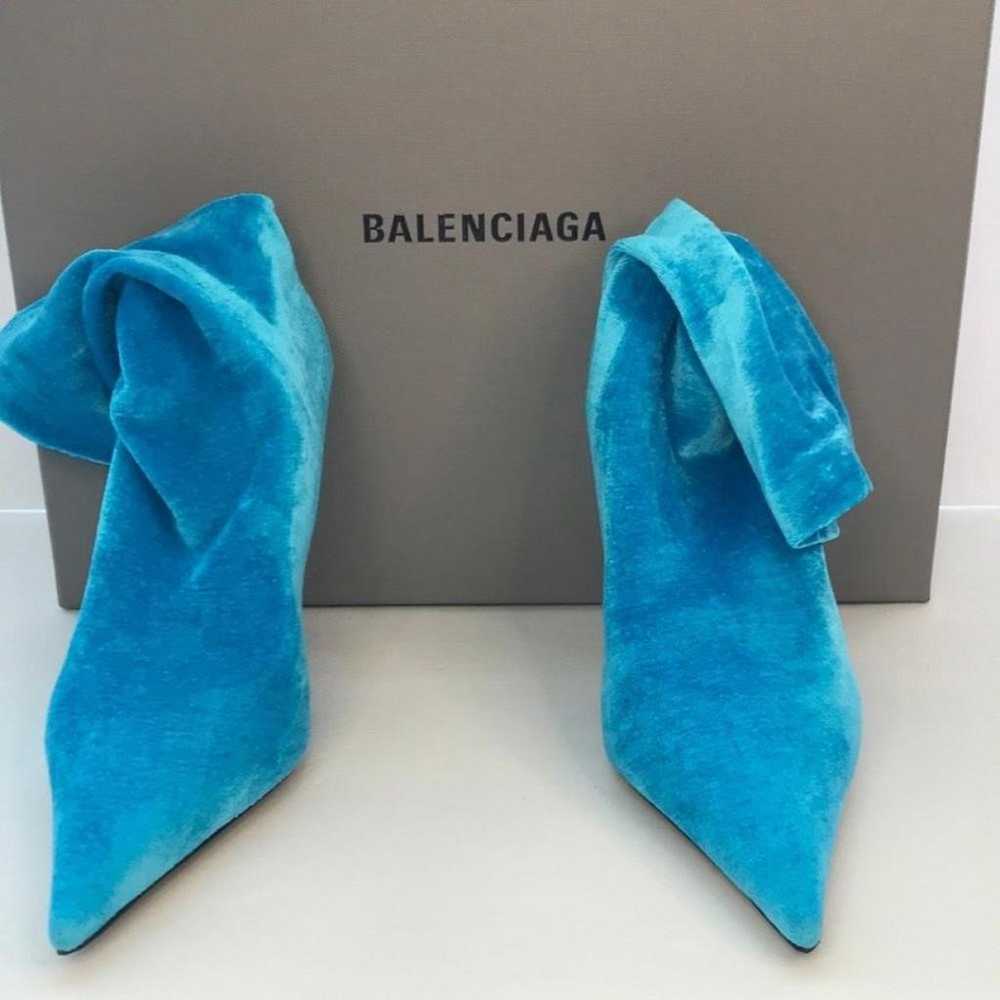 Balenciaga Velvet snow boots - image 3