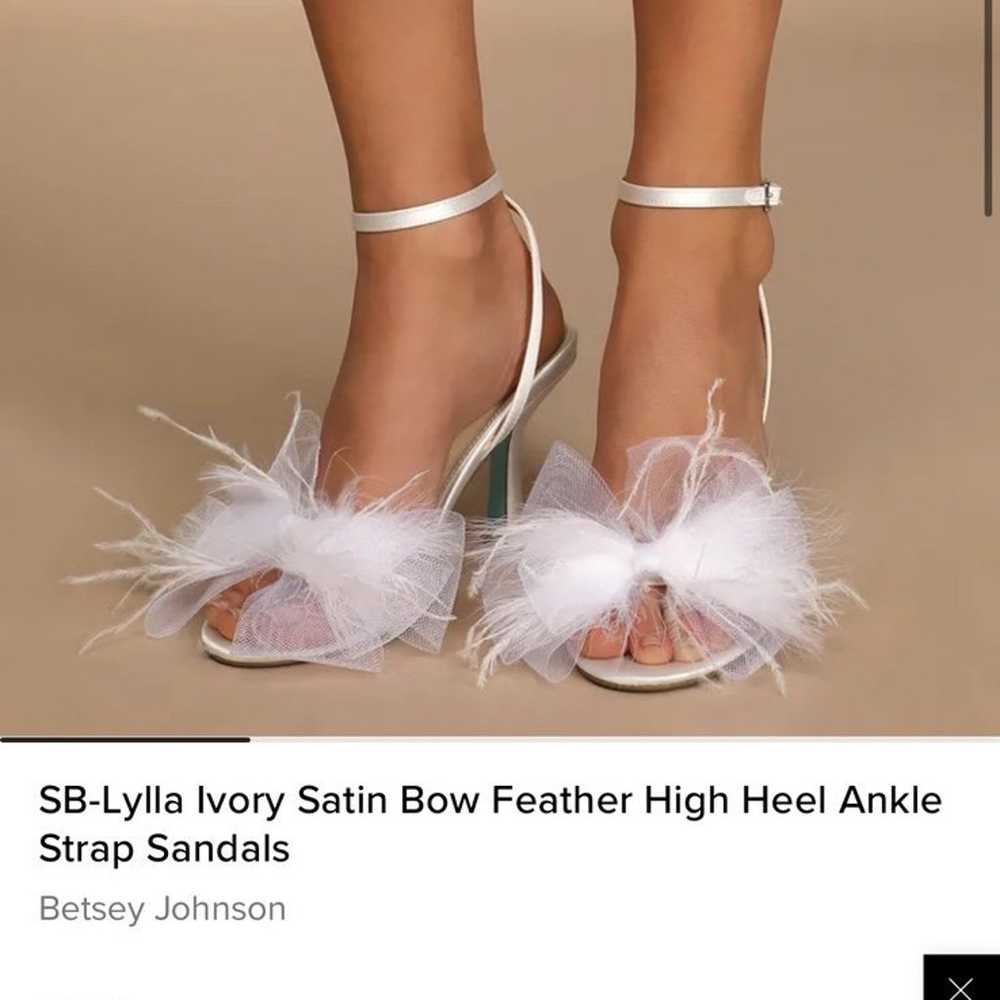 betsy johnson Lylla Ivory Satin Bow Feather High … - image 7