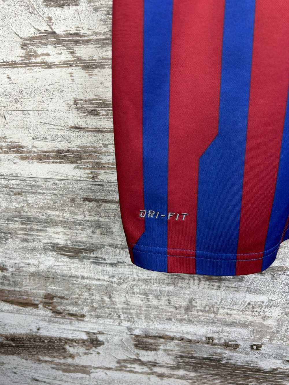 F.C. Barcelona × Soccer Jersey × Vintage Mens Vin… - image 5