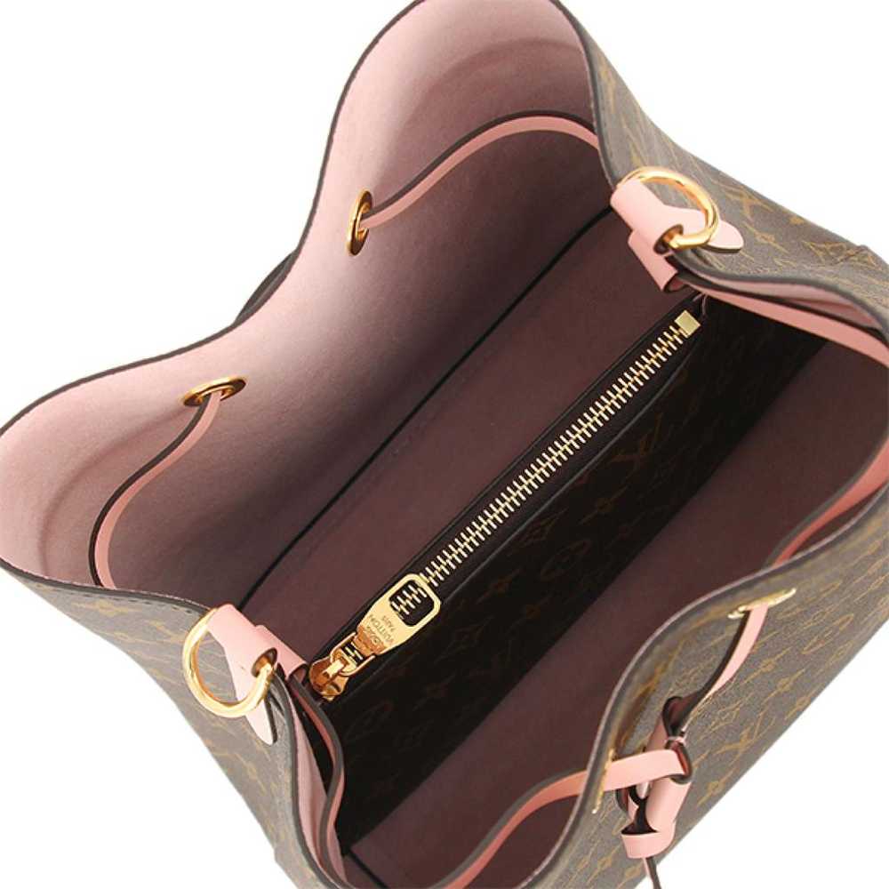 Louis Vuitton NéoNoé leather handbag - image 5