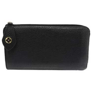Louis Vuitton Zippy leather purse