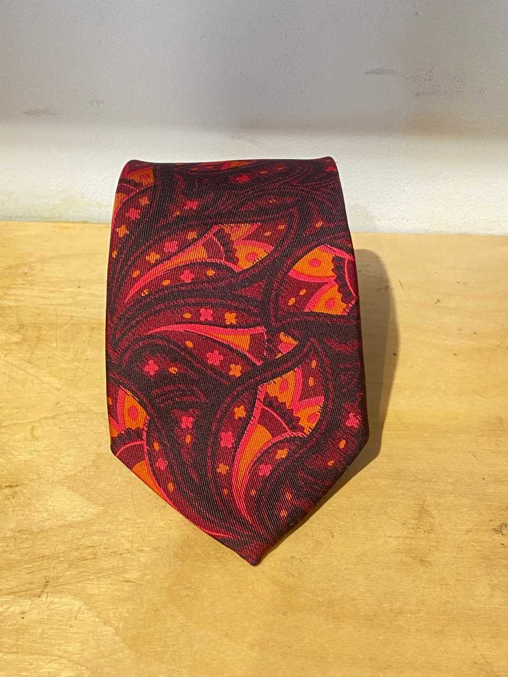 Gucci Pink & Maroon Paisley Tie - image 2