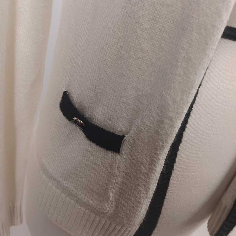 《LOFT Chanel inspired cardigan cream and black》 - image 3