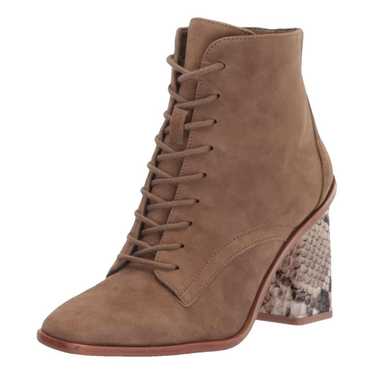 Vince Camuto Lace up boots