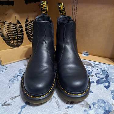 Dr. Martens 2976 Nappa Leather Chelsea Boots