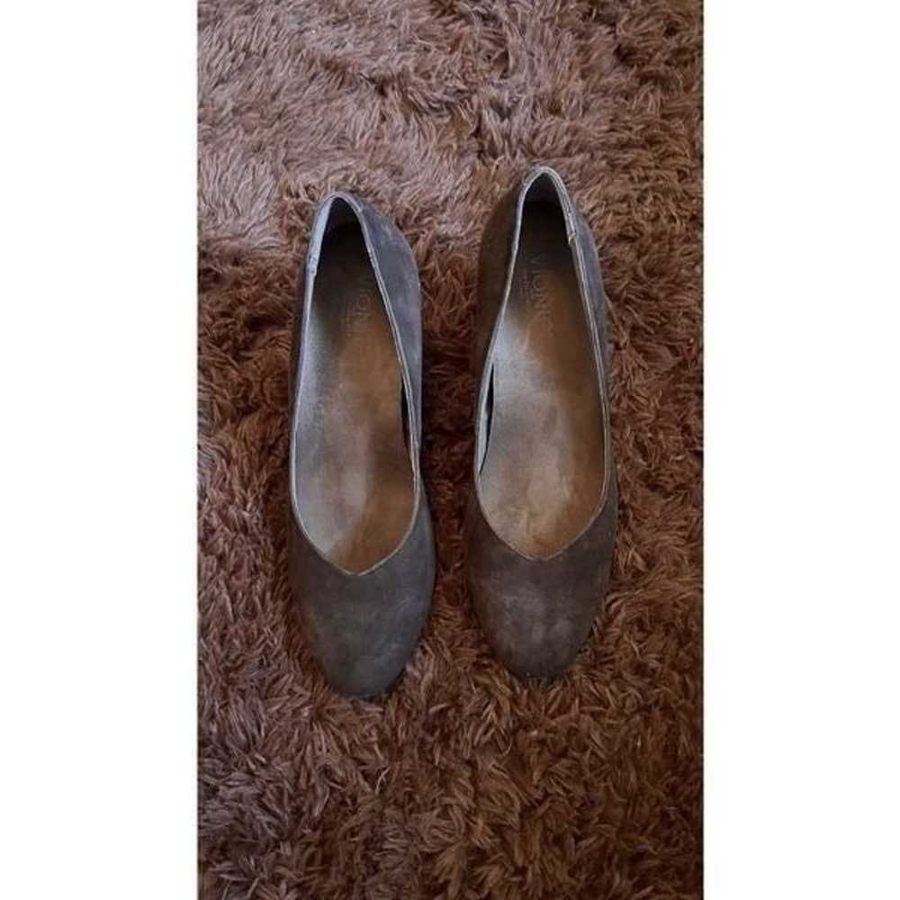 VIONIC BROWN SUEDE WEDGE HEELS SIZE 10 - image 2