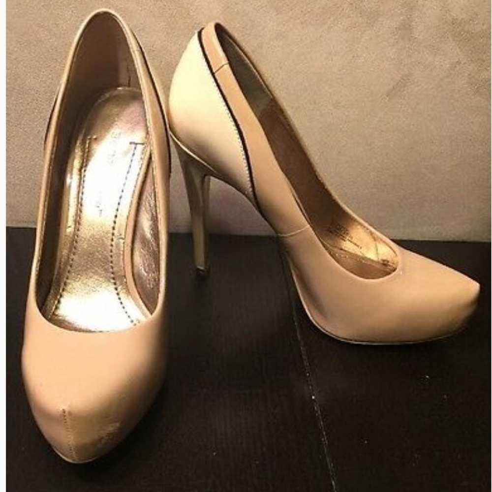 BCBGeneration Beige Heels Sz. 6 Partying - image 3