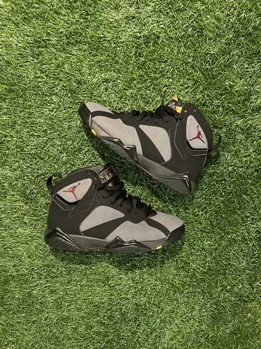 Jordan Brand × Nike Jordan 7 Bordeaux Sneakers Sho
