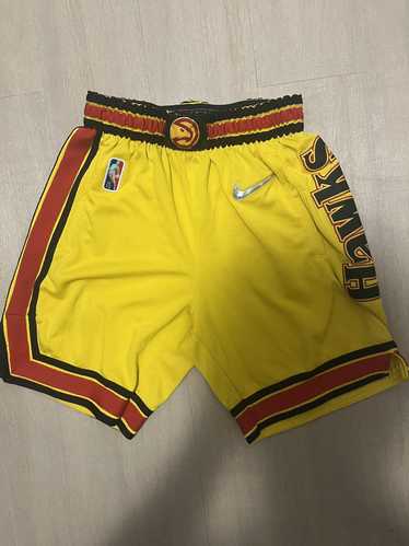 Nike Nike NBA Hawks Shorts - image 1