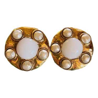 Chanel Gripoix earrings