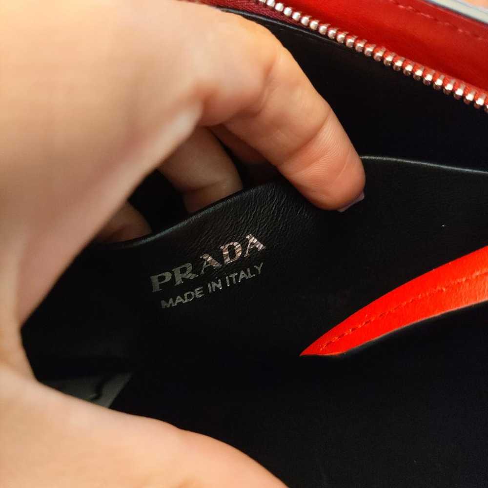 Prada Re-edition leather crossbody bag - image 8