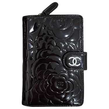 Chanel Patent leather wallet