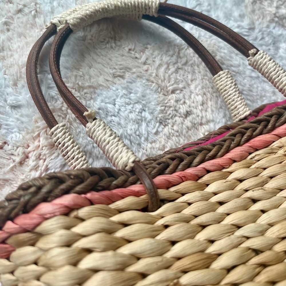 Vintage natural straw purse with butterfly and fl… - image 6