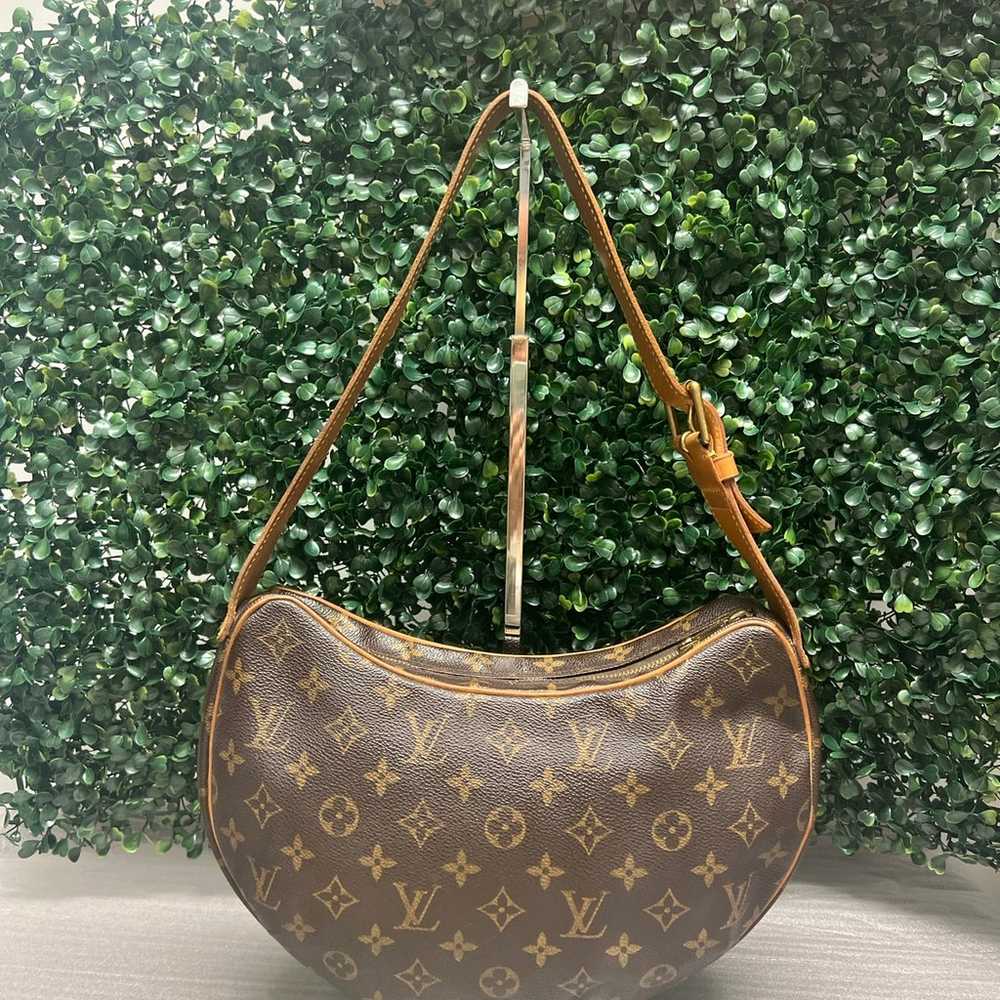 Louis Vuitton Croissant MM - image 3