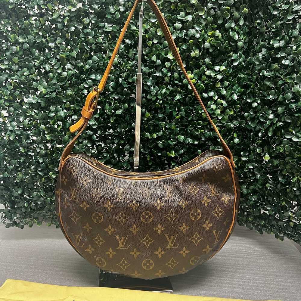 Louis Vuitton Croissant MM - image 5