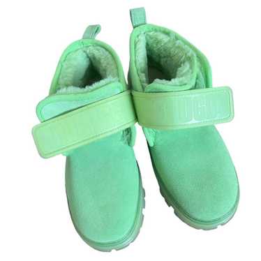 Ugg UGG Neumel Clear Green Boots size US 7