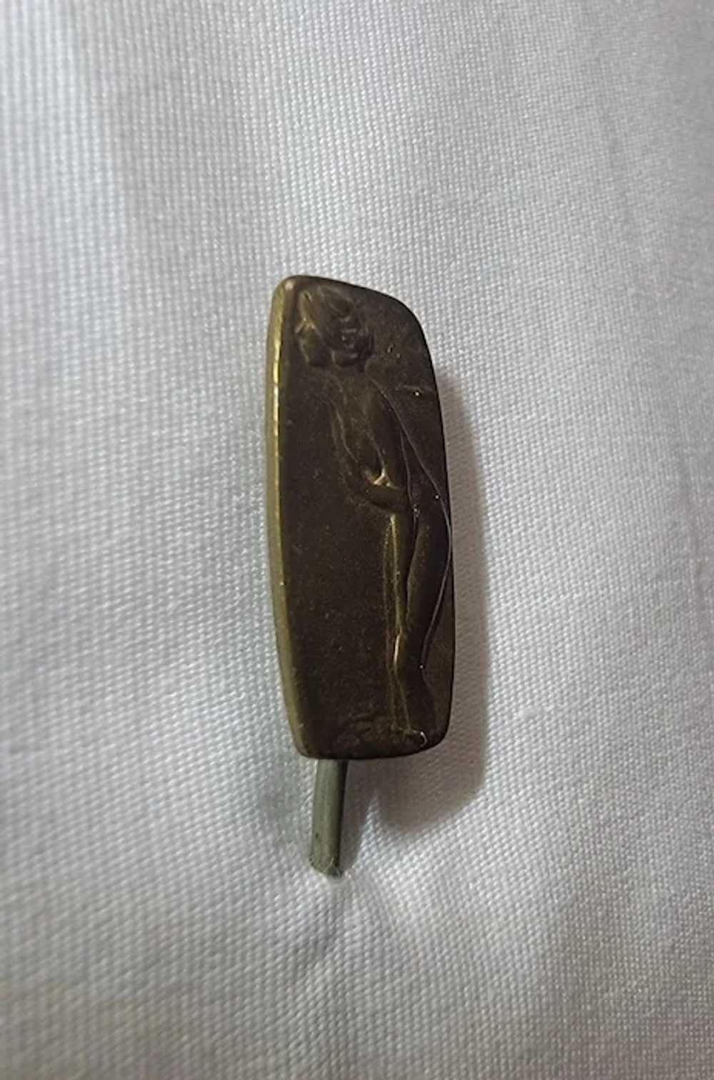 Antique brass bathing beauty stick pin - image 8