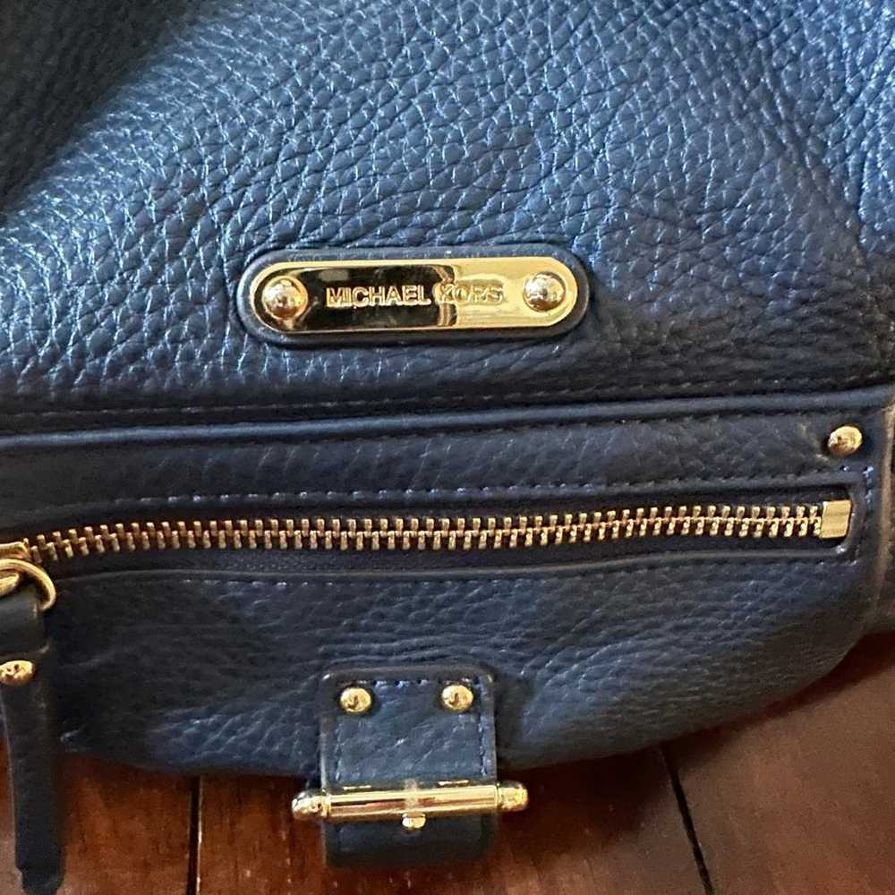 Michael Kors Austin Pebble Leather Shoulder Bag N… - image 5