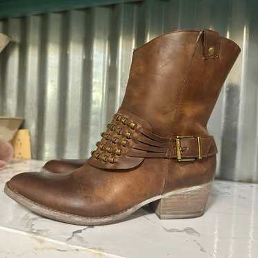 Reba brand distressed brown leather ankle boots - image 1