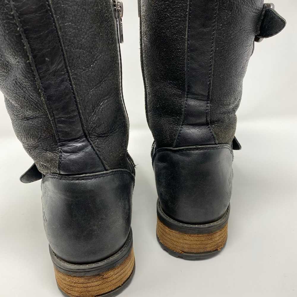 UGG Chaney Womens Size 8  Black Leather Ankle Boot - image 3