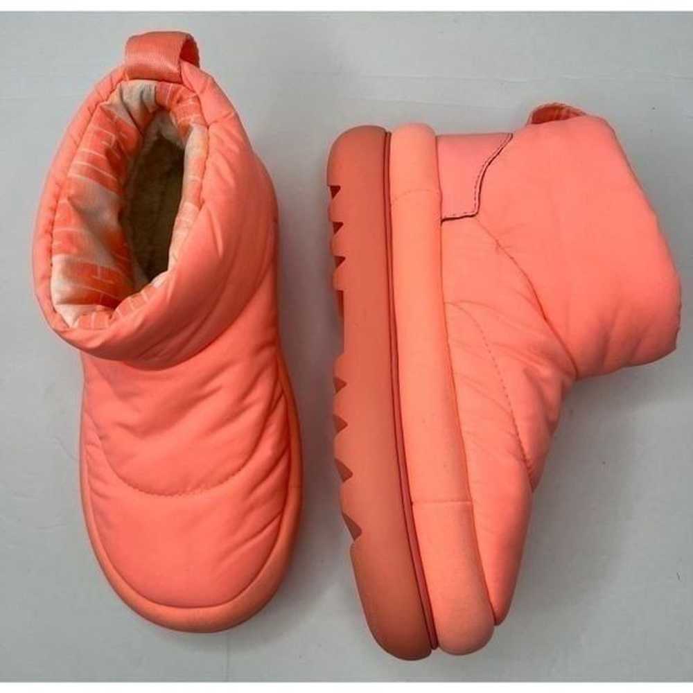 NWOT! UGG Classic Maxi Mini Neon Coral Quilted Pl… - image 2