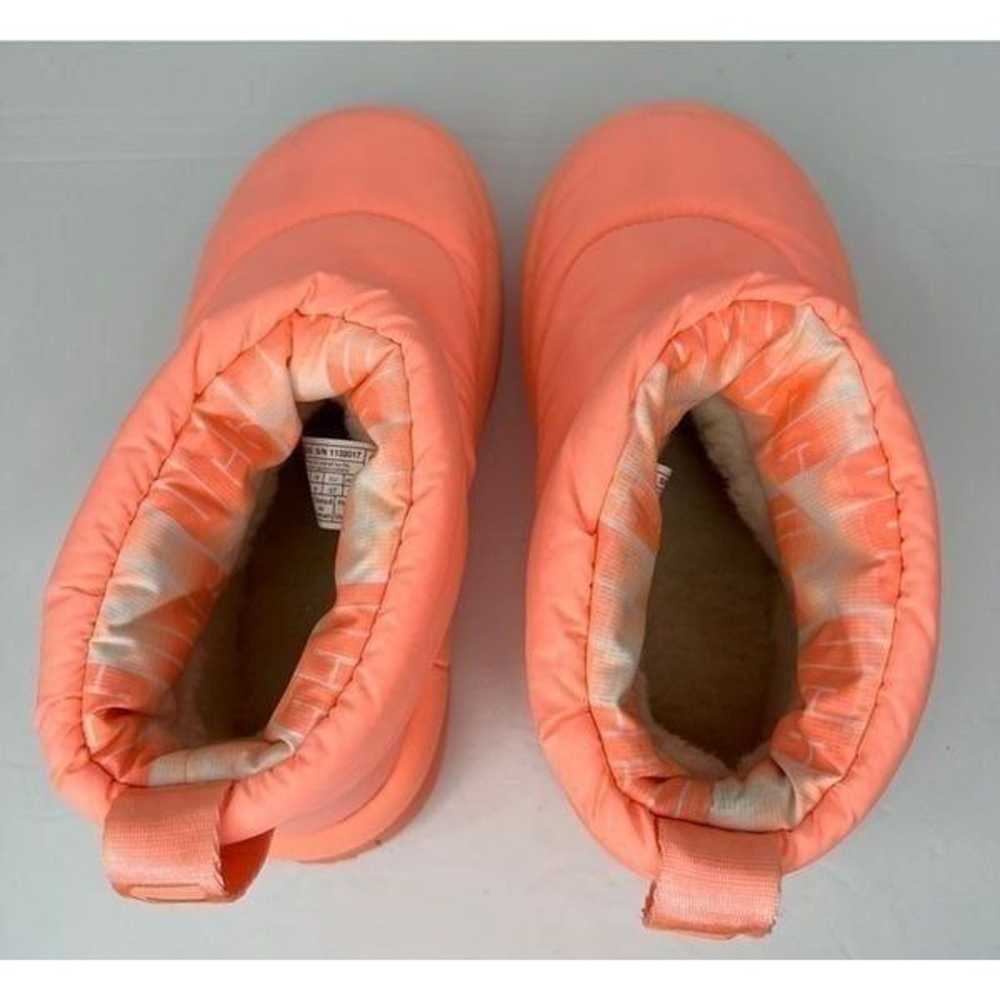 NWOT! UGG Classic Maxi Mini Neon Coral Quilted Pl… - image 7