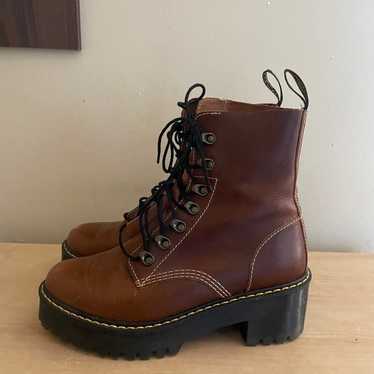 Doc Martens leona boots