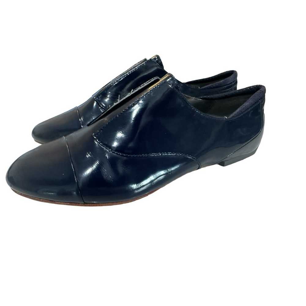 TSUBO Dark Navy Blue Women’s Patent Leather Slip … - image 1