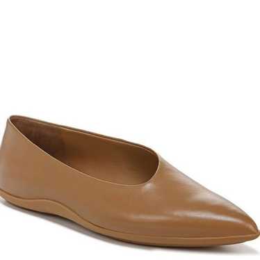 New Vince Lex Flat taupe Size 6
