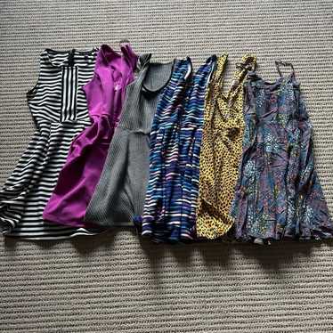 Sleeveless dresses and tops bundle