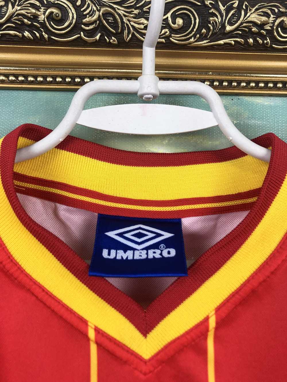 Soccer Jersey × Umbro × Vintage Lens Home footbal… - image 7