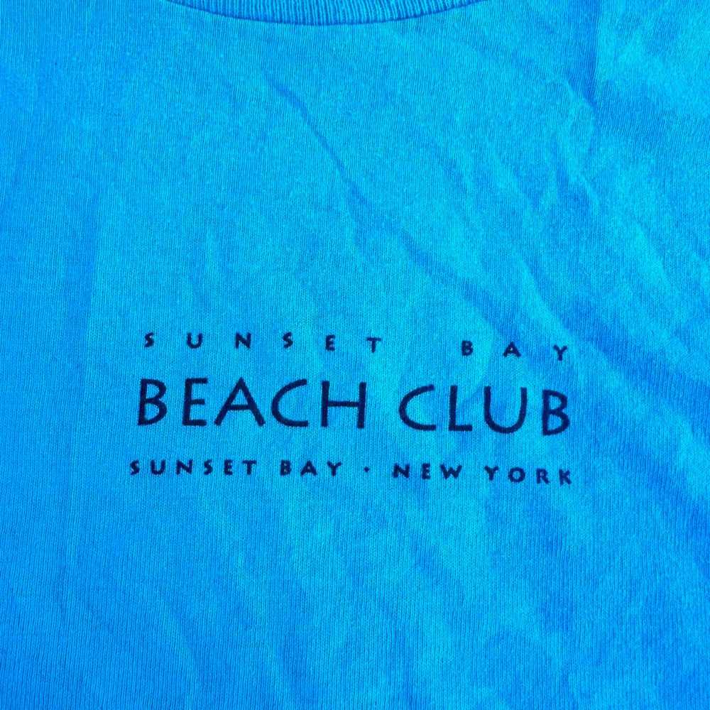 Vintage ny sunset bay beach club staff t shirt - image 5