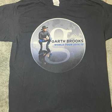 Garth Brooks Tour Tshirt Size Large - image 1