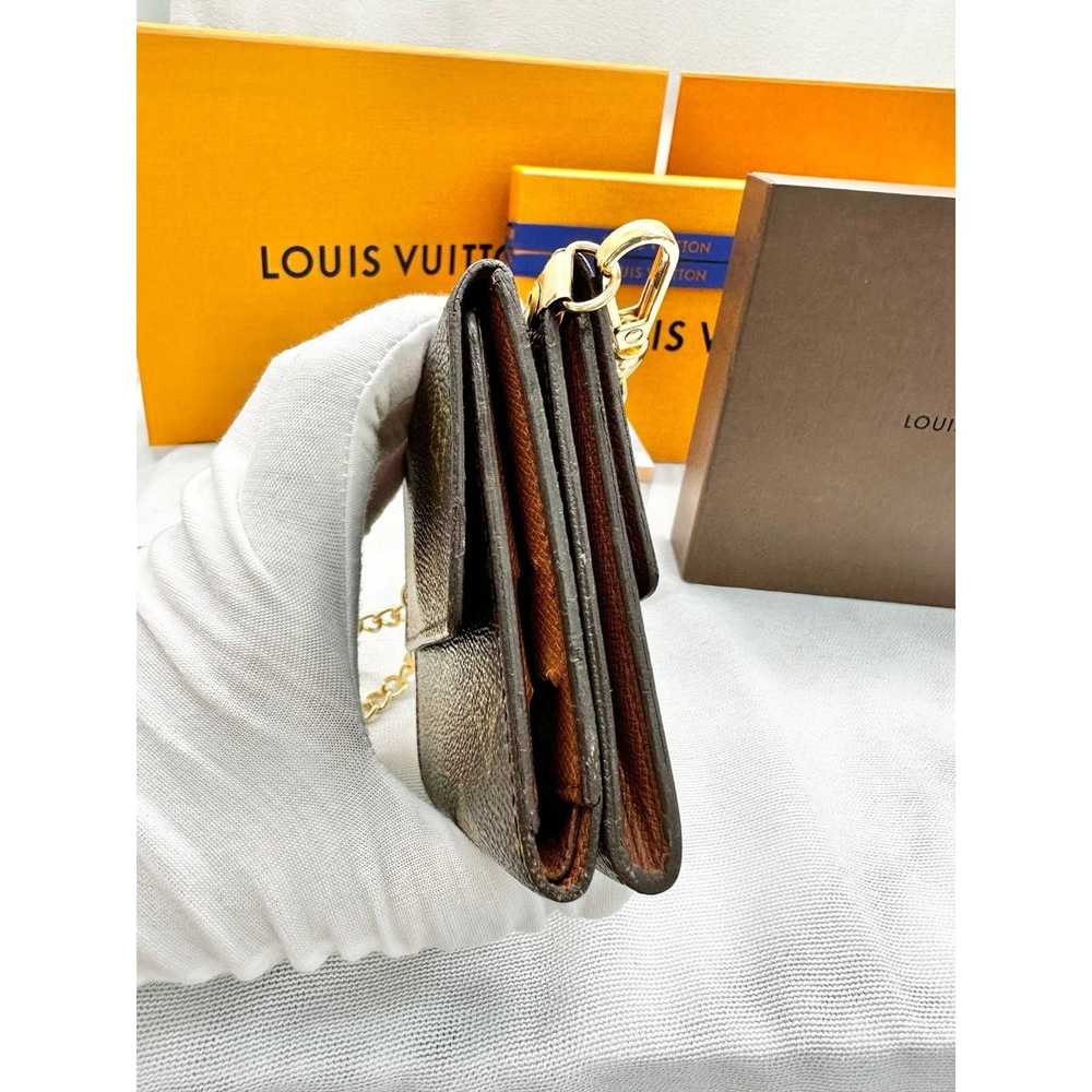 Louis Vuitton Louis Vuitton Crossbody Wallet - image 10