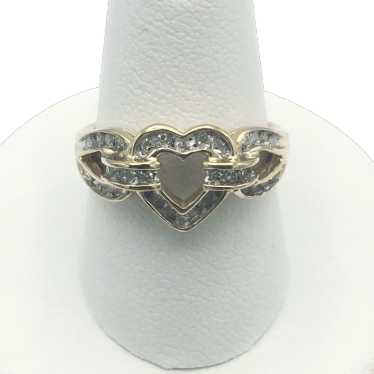 10K .34 ctw Diamond Heart Ring