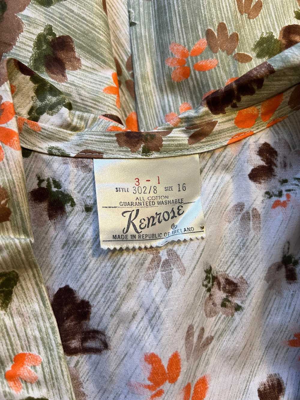 1960s Kenrose Brown and Orange Floral Shirtwaiste… - image 11