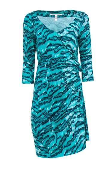 Discount Vintage Tiger Print Diane von Furstenberg Asymmetrically Draped Silk Dress, Size 4. Plunging Neckline