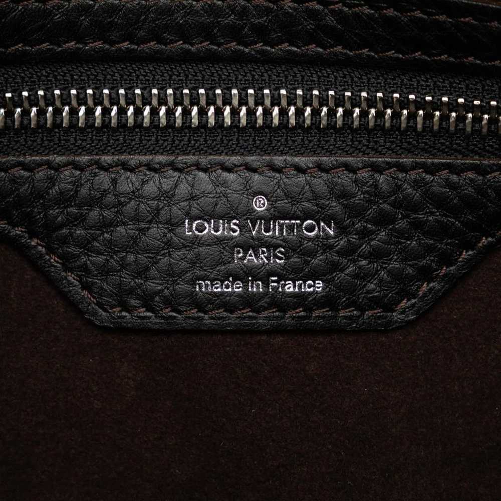 Louis Vuitton Mahina leather crossbody bag - image 7