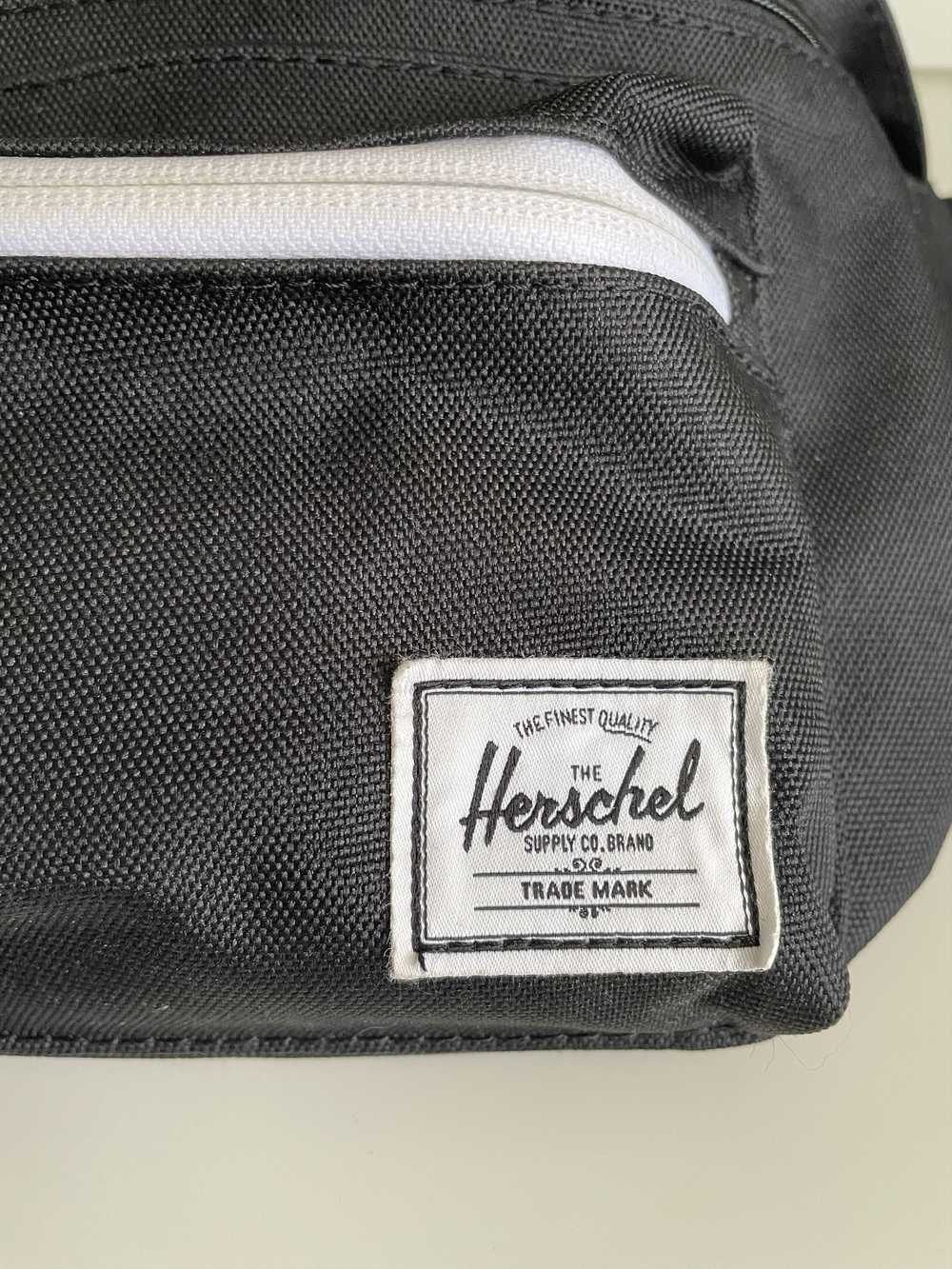 Herschel Supply Co. Herschel Fanny Pack - image 5