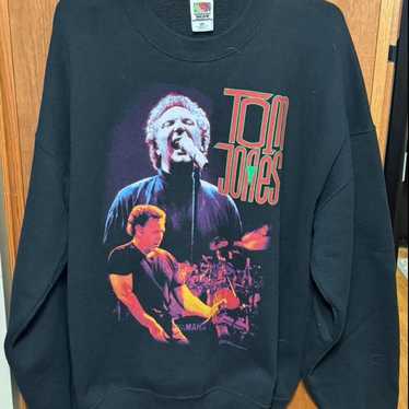 Vintage Tom Jones concert sweatshirt