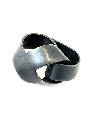 Oxidized Silver Sculpture Ring - image 1