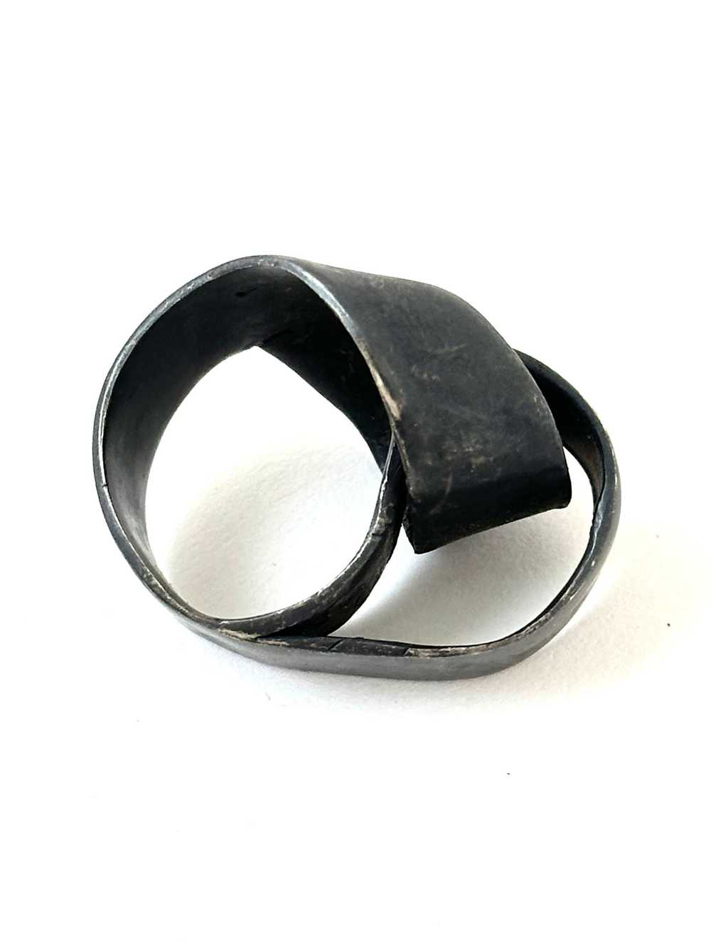 Oxidized Silver Sculpture Ring - image 3